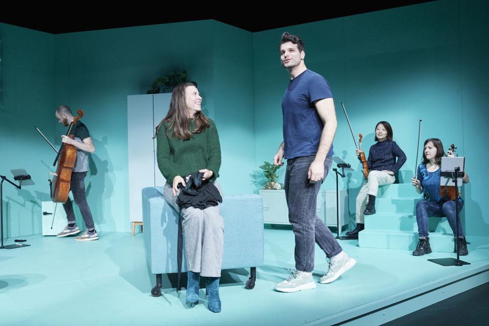 Video "Was macht AS ONE so besonders?"