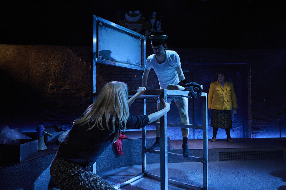 Sophie Bareis, Jonas Atwood &amp; Svitlana Slyvia